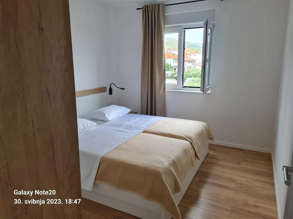 Penthouse Seaview Apartment Trogir
