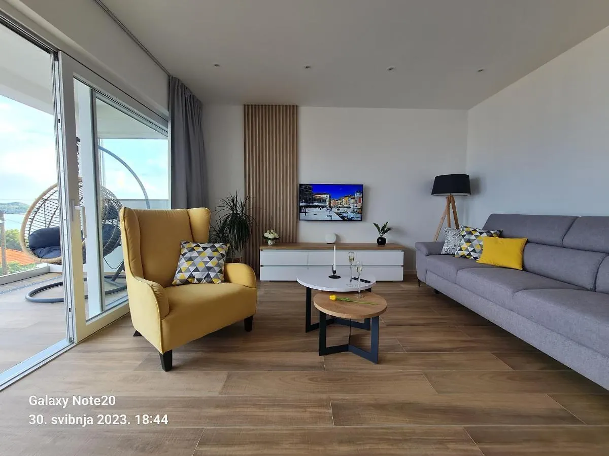 Penthouse Seaview Apartment Trogir