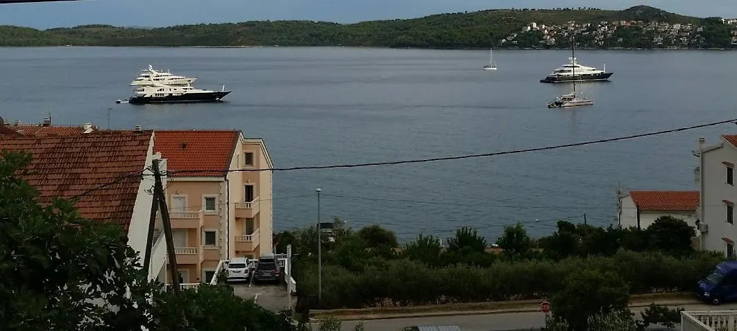 Penthouse Seaview Apartment Trogir